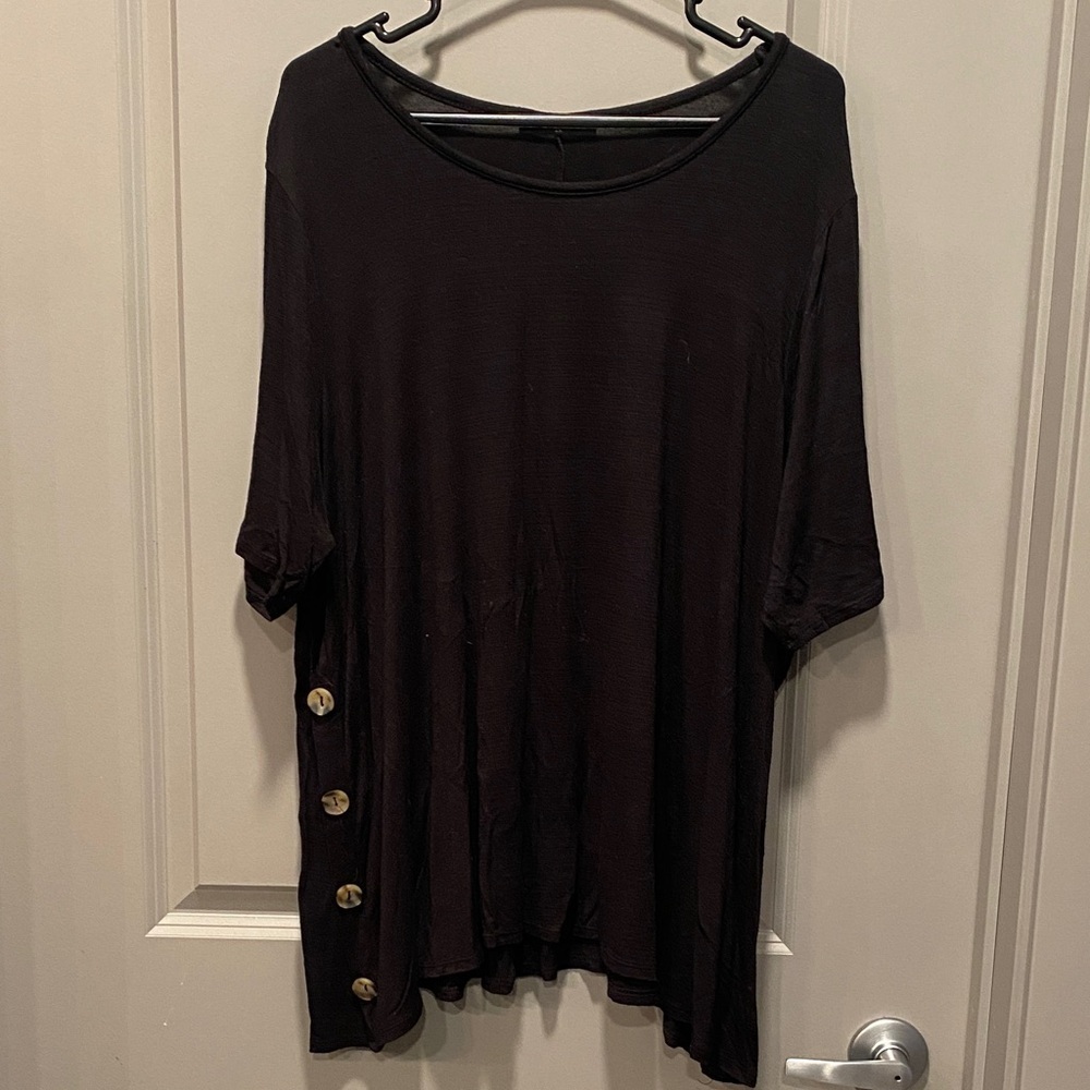 Kim & Cami Black Side Button Top 2X Oversized Dolman Tunic